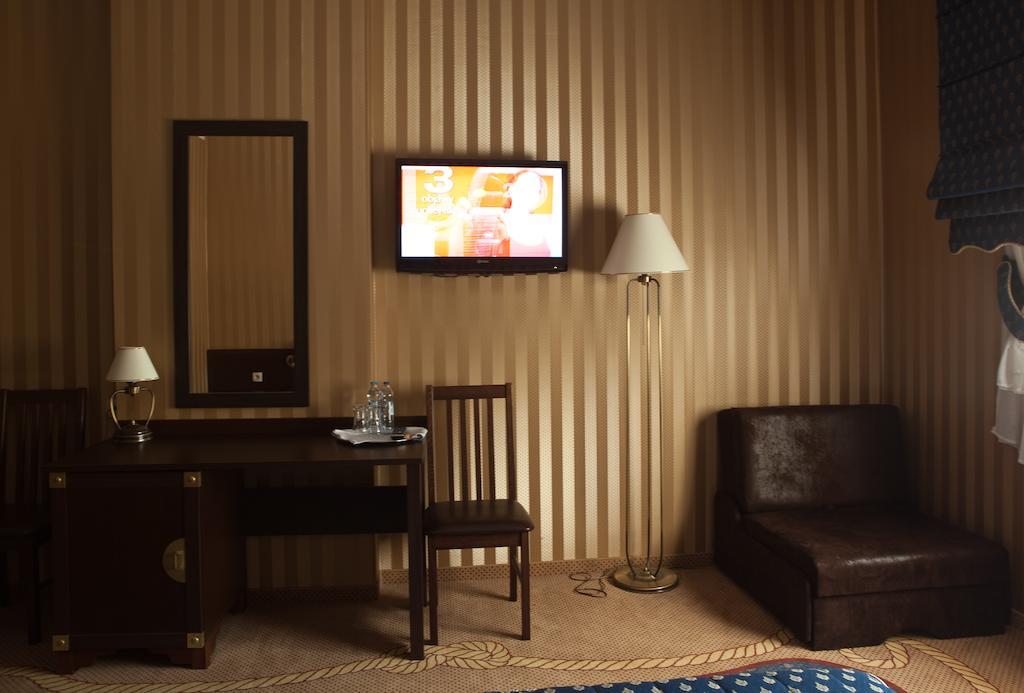 Shuma Hotel Dabrowa Gornicza Phòng bức ảnh